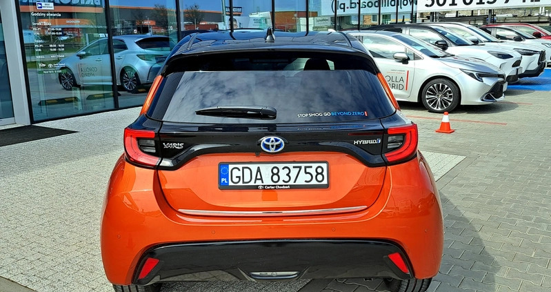 Toyota Yaris cena 105900 przebieg: 2100, rok produkcji 2023 z Kołobrzeg małe 154